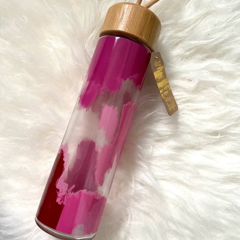 Glass bottle with bamboo cap 18oz